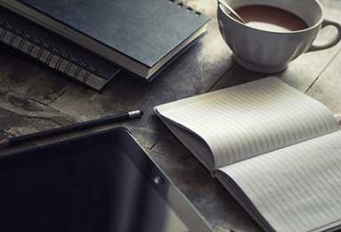 匈牙利主帅怒斥有关阿尔内·斯洛特的不实报道，此前曾告诫利物浦主帅勿插手干预